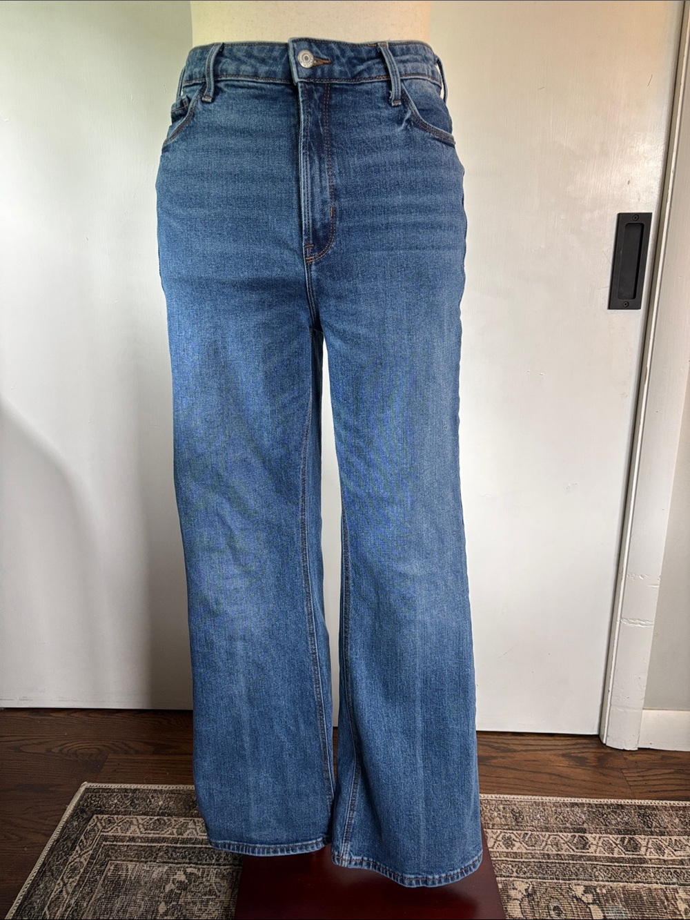 Old Navy Extra High Rise Flare Jeans in Medium Blue Wash